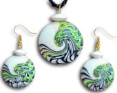 Set of pendant and earrings. Green pendant and green earrings. Jewelry set.