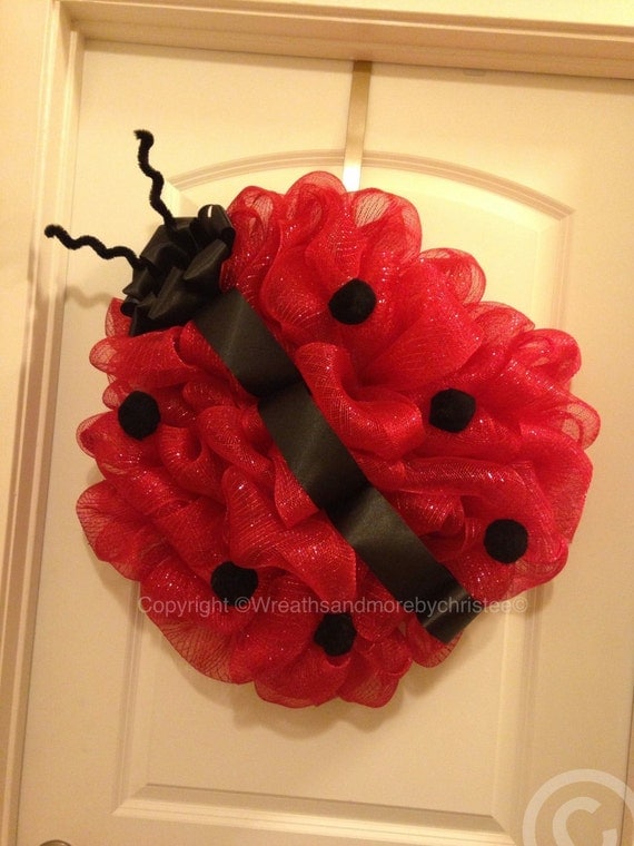 Items similar to lady bug wreath on Etsy