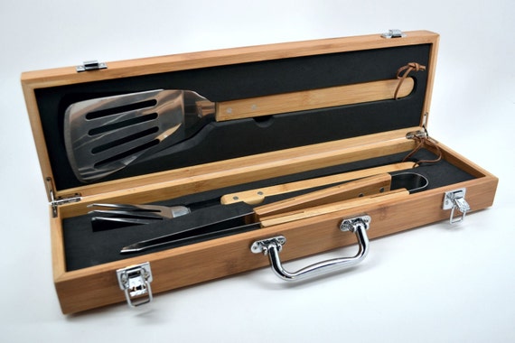 Personalized Barbecue Set Locking Chest & Stainless Steel