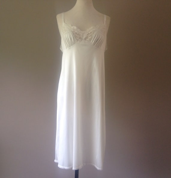 38 / Full Slip / Dress / White Nylon with Lace / by by LustNLux