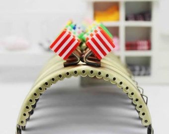 1 PCS of 8.5cm / 3.3 inch Colorful Stripes Squared Bead Smooth Semicircle Purse Frame, Kisslock Frame 8 Colors Available