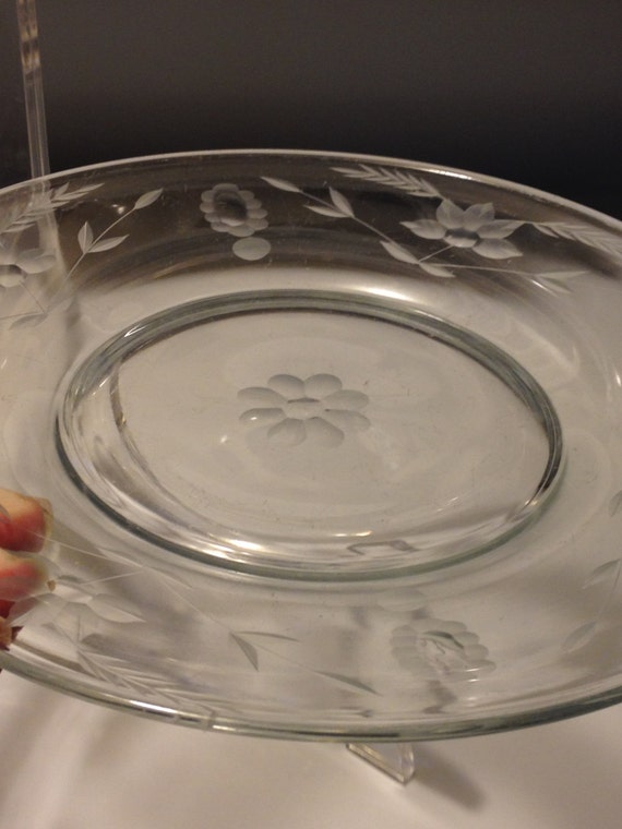 Wheel Etched Clear Glass Luncheon Plates Floral Wheat Leaf