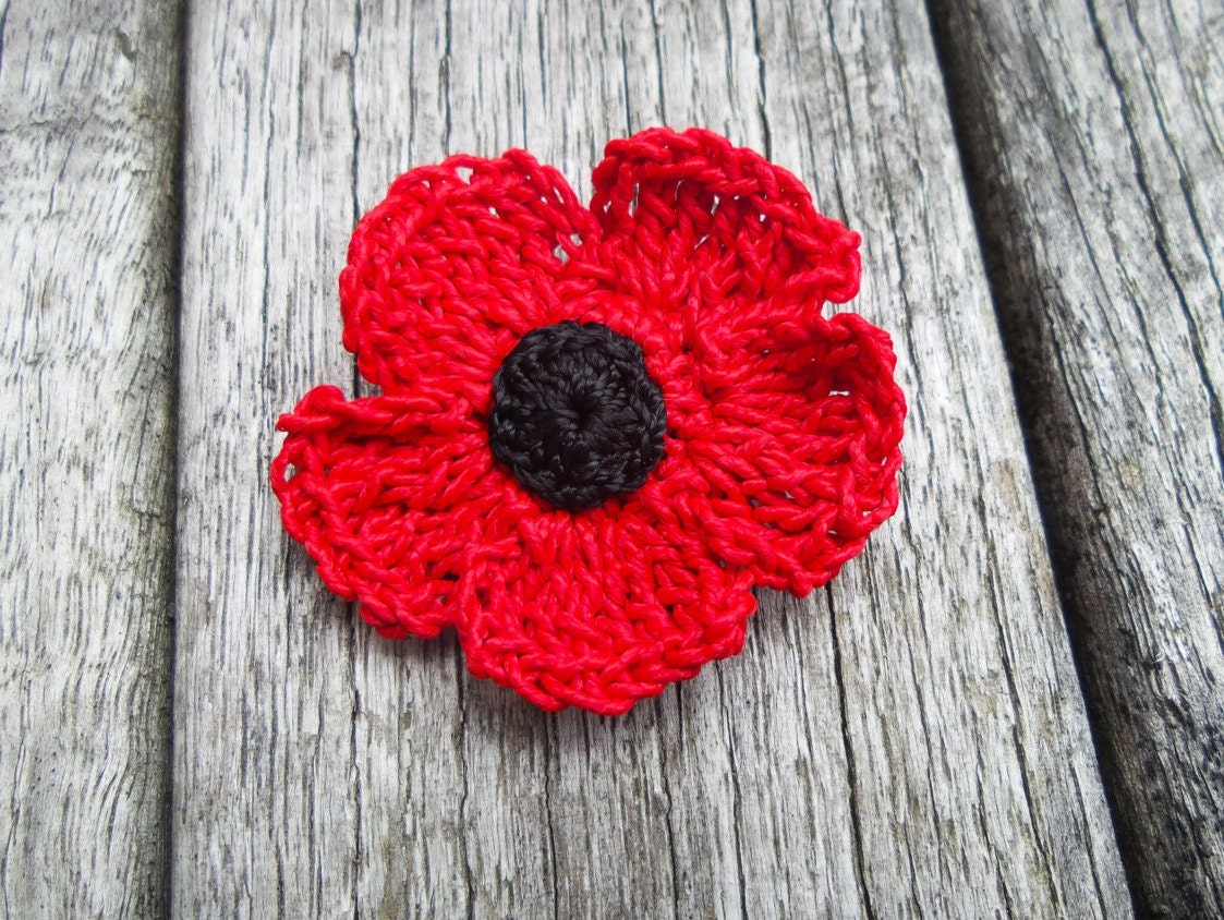 remembrance poppy lapel pin