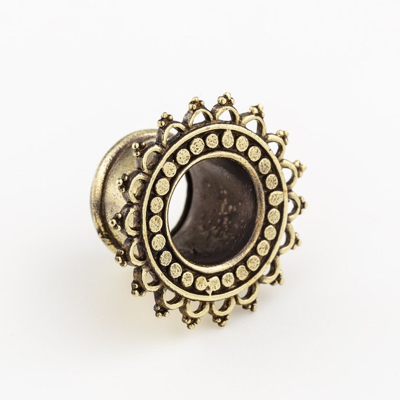 Brass ear tunnel 8mm0g .tribal tunnels. plugs and tunnels.