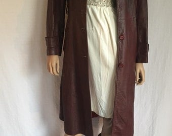 Ancienne Fermeture De Manteau En Passementerie Et Cuir - Pièce Vintage (lot De 1) - Occasion
