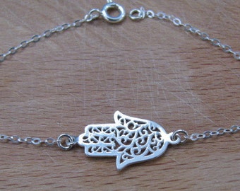 Hamsa bracelet, silver hamsa bracelet, silver bracelet, dainty bracelet, silver hand bracelet, evil eye bracelet, protection jewelry