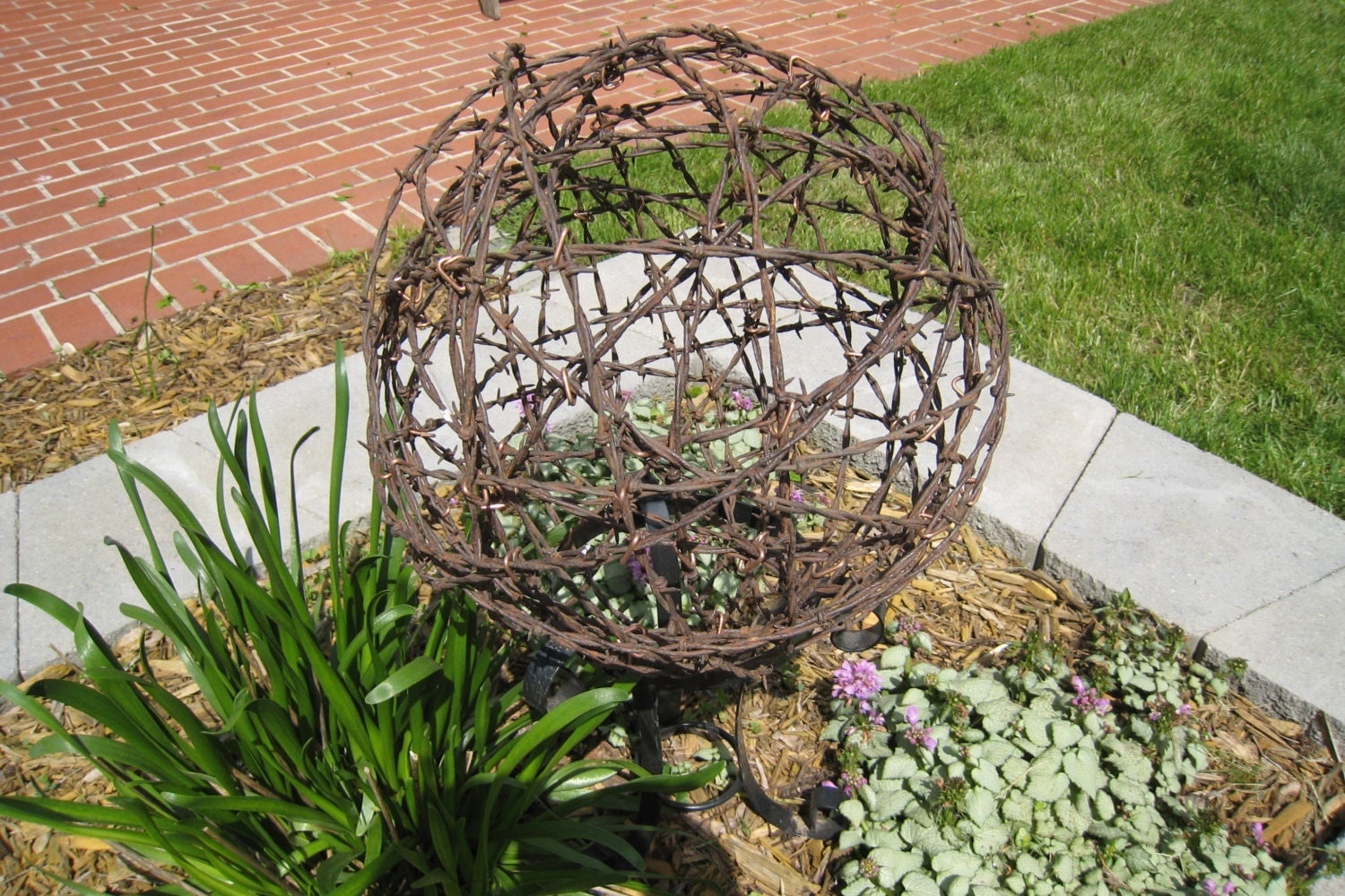 Vintage Barbed Wire 14 Garden Sphere aka Country Gazing