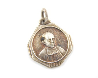 Vintage French Saint Mutien-Marie Wiaux Catholic Medal - Servant of God Religious Charm - O27