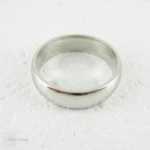 Heavy Men's Platinum Wedding Ring. Simple  Classic Man's Platinum ...