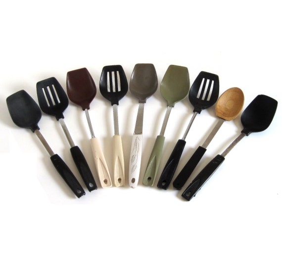 Ekco Plastic Slotted Spoon Basting Spoons Sears by LaurasLastDitch