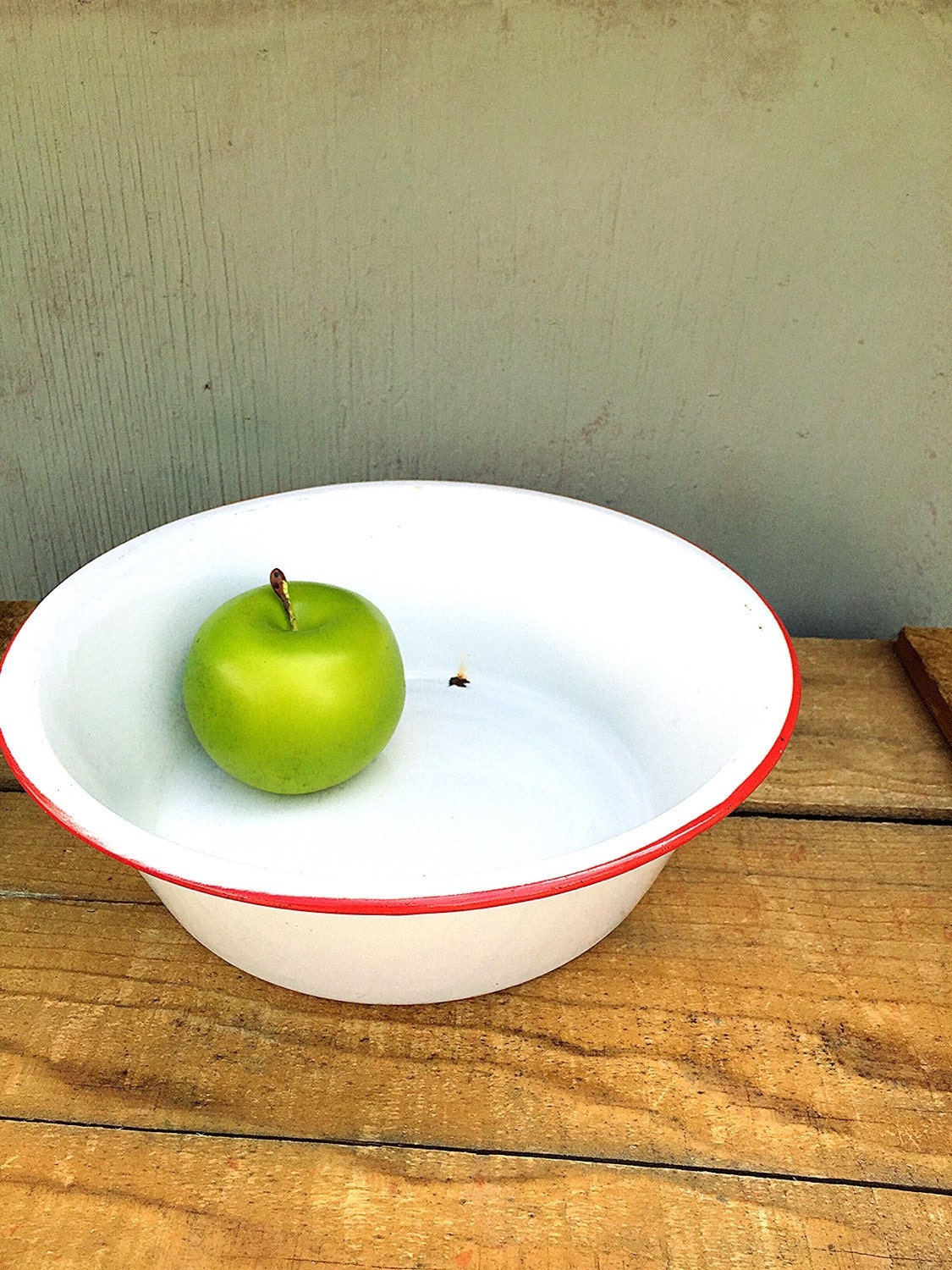 Enamel BASIN Vintage White Enamelware Bowl Medium White