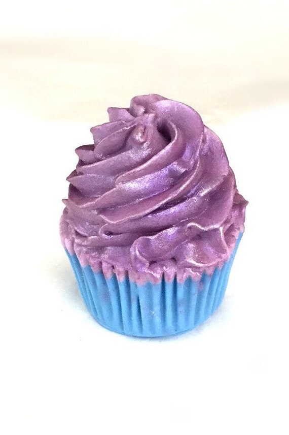 Cupcake Soap by BestArtisticSoaps on Etsy