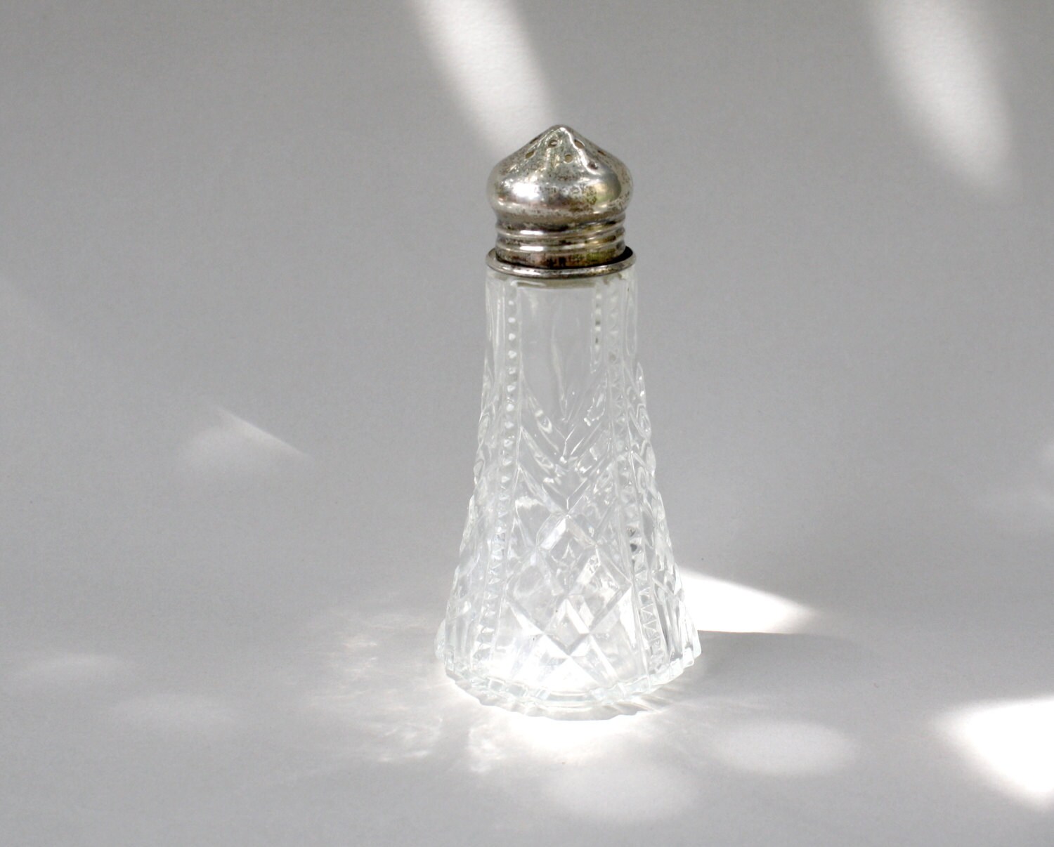 Vintage Clear Cut Glass Salt Shaker with Sterling Silver Cap 3