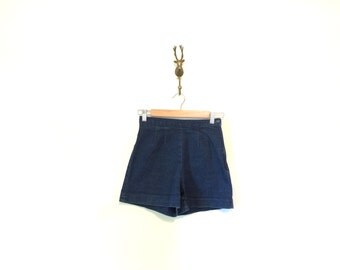 Vintage Dark Denim Shorts / High Waisted Denim Hot Pants