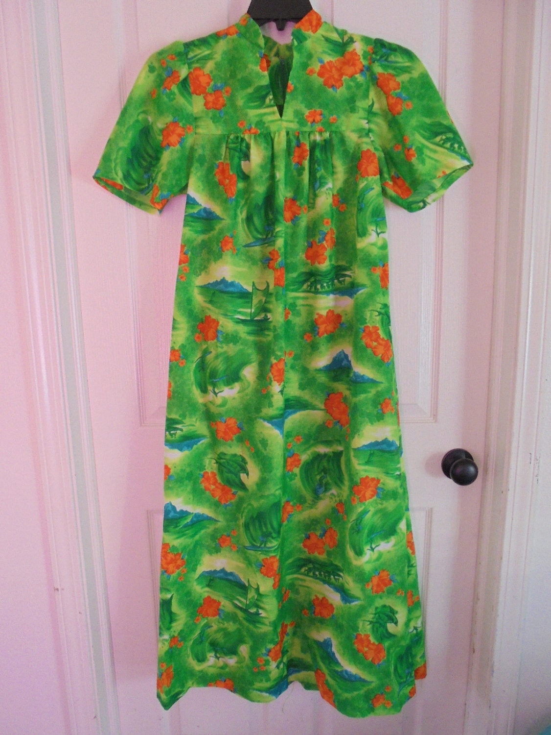 Royal Hawaiian Mumu House Dress Vintage Hibicus By Angiefoundit4u