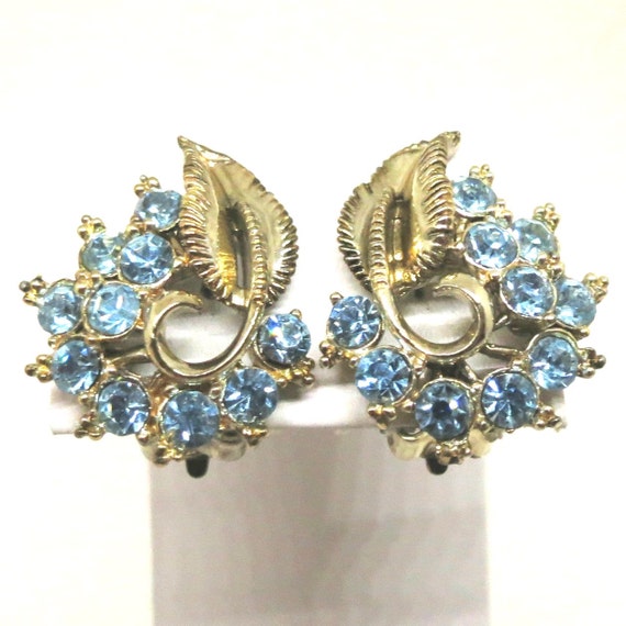 Blue Earrings Vintage Star Signed Gold Tone Blue by MyDellaWear