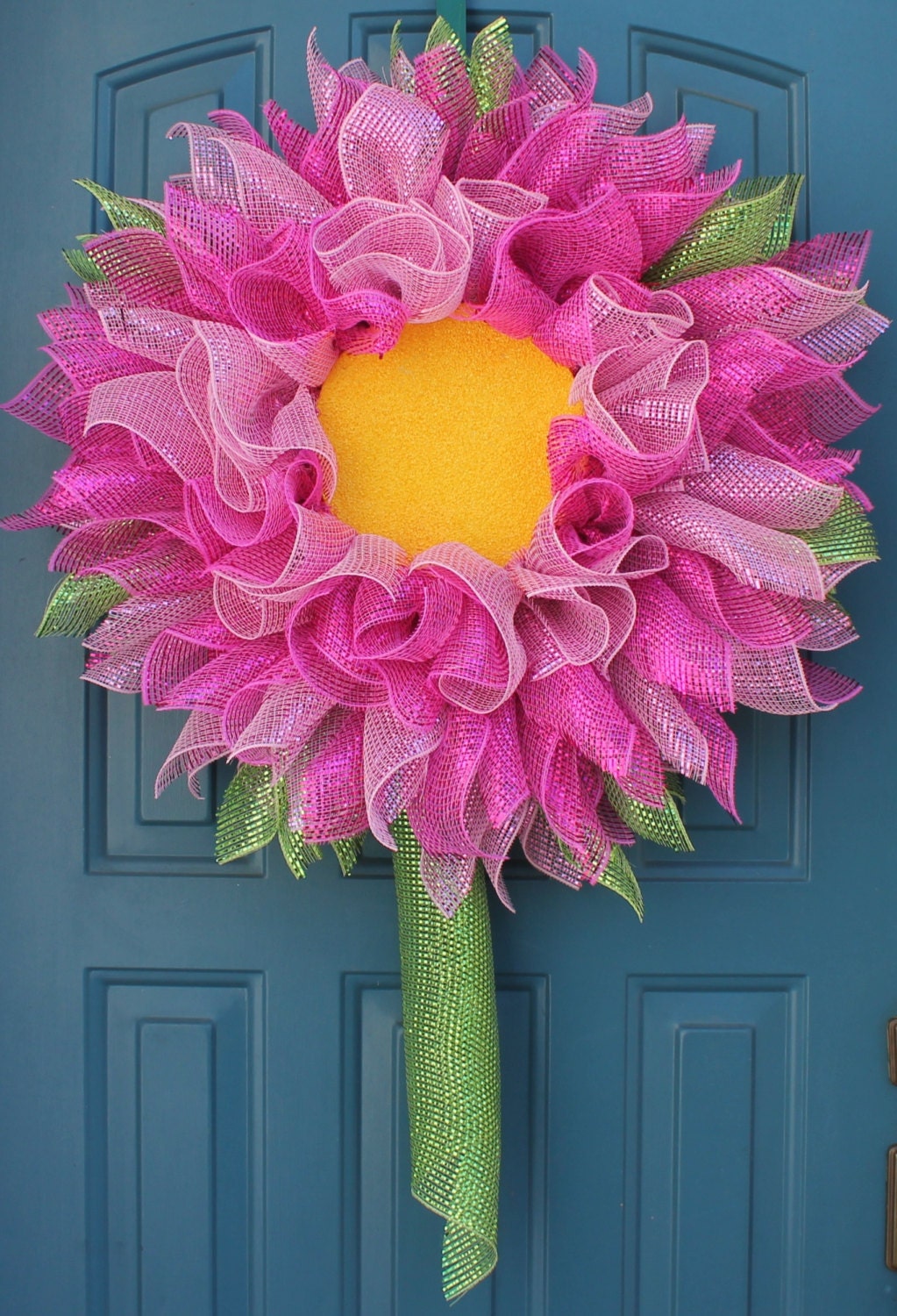 gerbera-daisy-wreath-deco-mesh-flower-by-wonderfulwreathskim