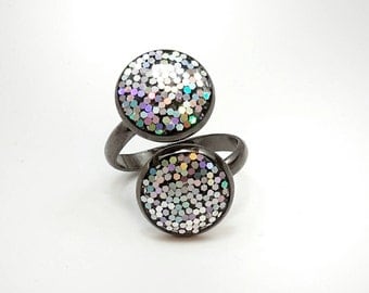 Iridescent glitter ring / double stack ring / glitter jewelry / sparkle ring / statement jewelry / black ring / women's jewelry