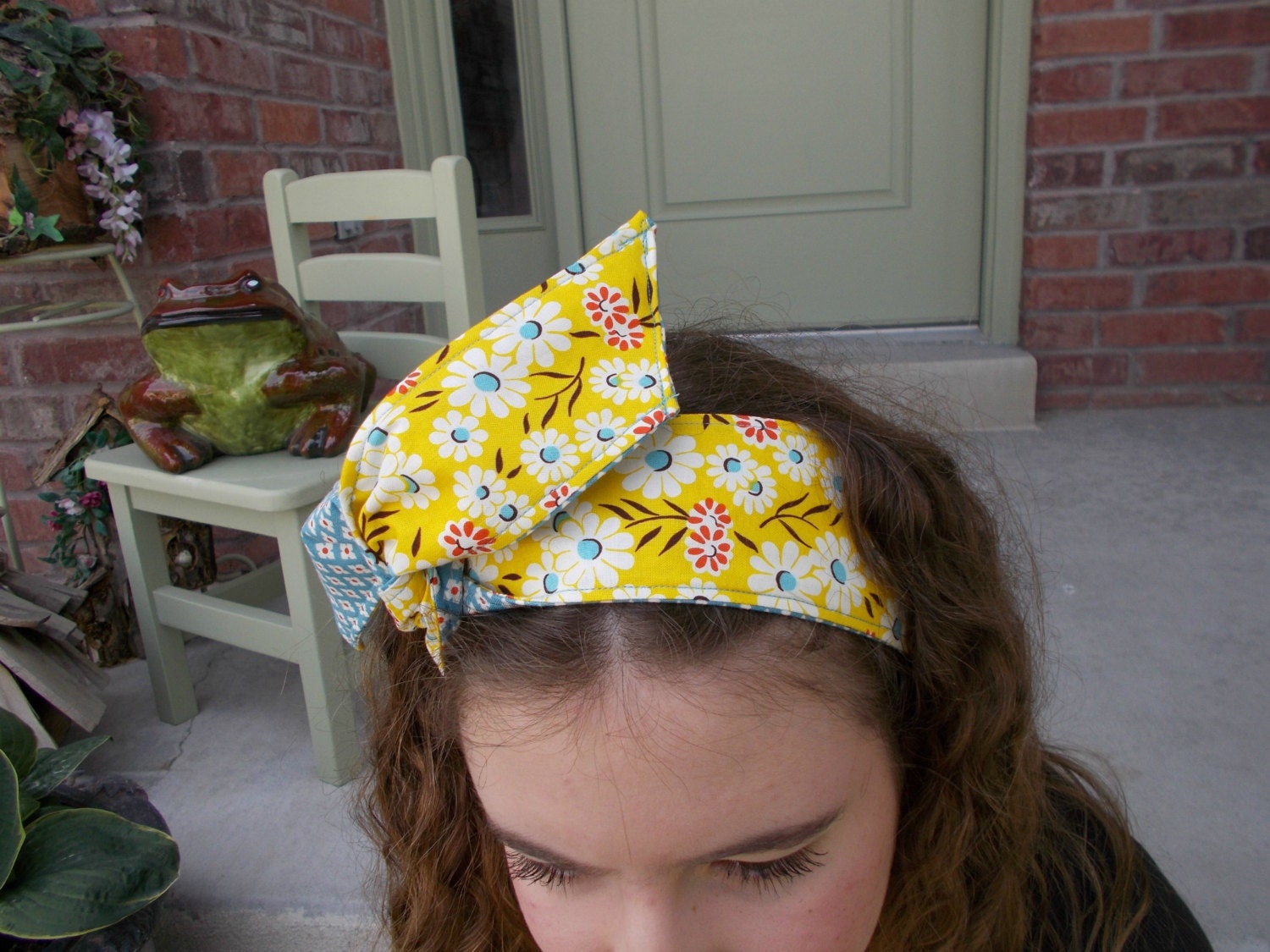 yellow and blue headband
