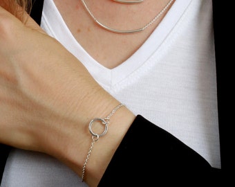 Sterling Silver Circle Bracelet Dainty Circle Silver Bracelet Sterling Silver Layering Bracelet Stacking Bracelet Silver Delicate Silver