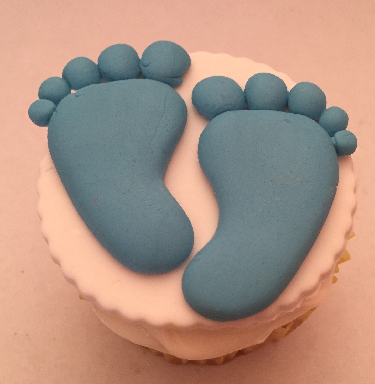 Fondant baby footprints cupcake toppers by DerorasDecoratives