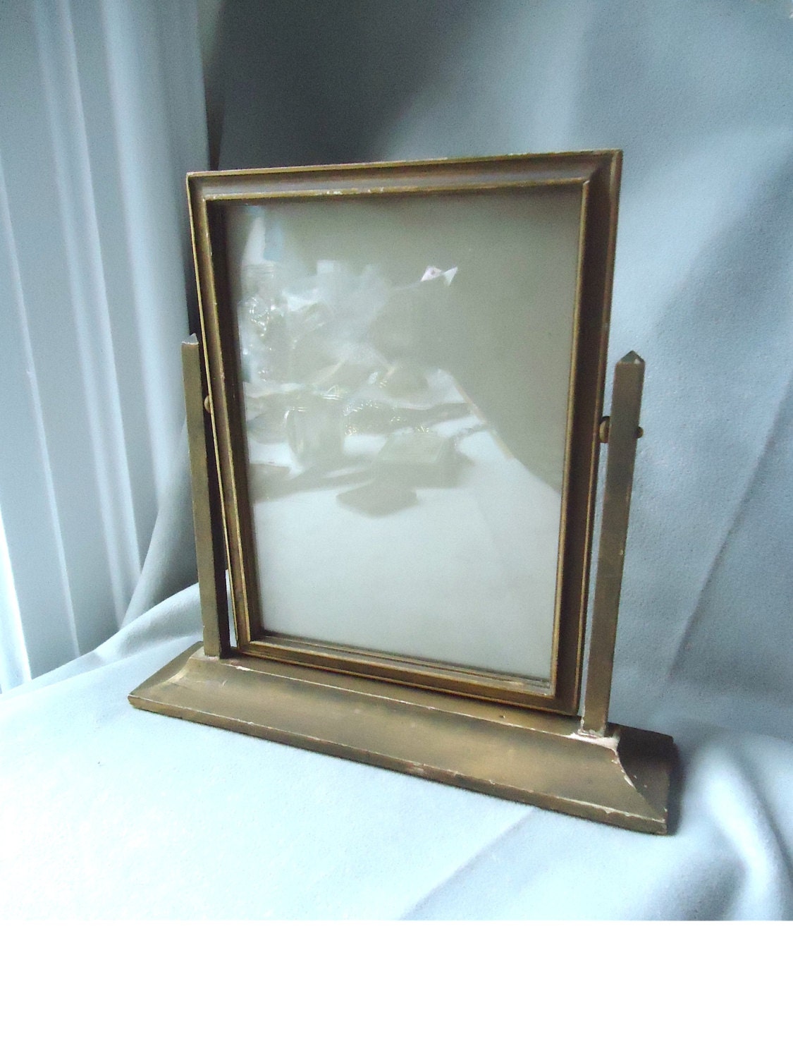 Antique Picture Frame Swivel Stand with Glass