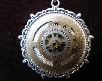 Necklace: Layered Gear Pendant