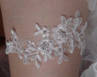 Lace Wedding Garter Bridal lace garter Lace bridal garter Ivory Garter Ivory Venice Lace Bridal Garter Wedding Accessories Wedding Lingerie