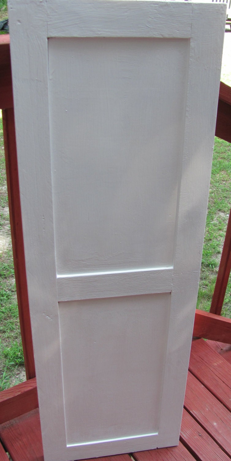 Shaker Style Flat Panel Wood Exterior Shutter