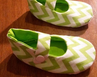 Lime Chevron Jane Toddler Shoes Size 12-18mths