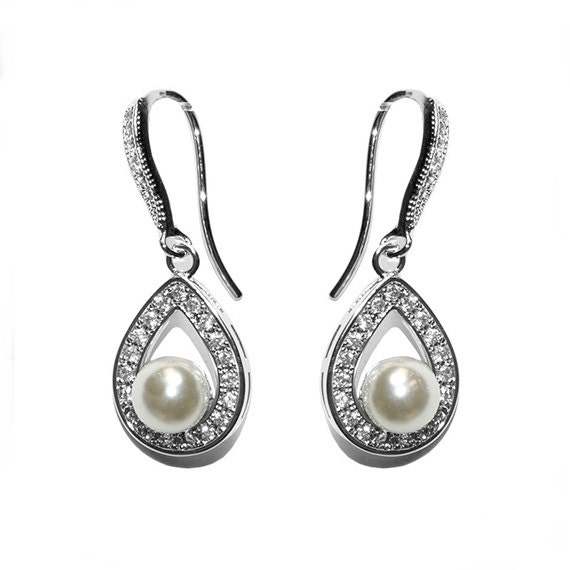 Ivory Droplet Pearl Earrings bridal ear by HoneyMCoutureBridal