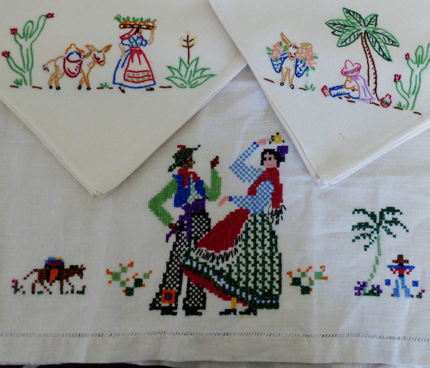 Napkins Hand embroidered towels runner lot 6 mexican spanish