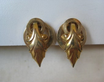 Leaf Gold Earrings Screw Vintage