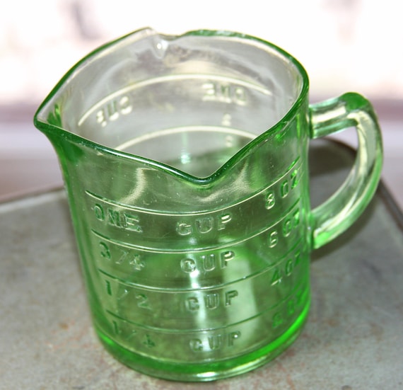 Kellogg's MEASURING CUP Green Depression Glass Farmhouse
