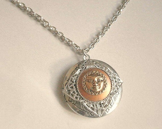 Médaillon céleste lune soleil médaillon collier déesse médaillon argent médaillon rond argent médaillon rond déesse bijoux