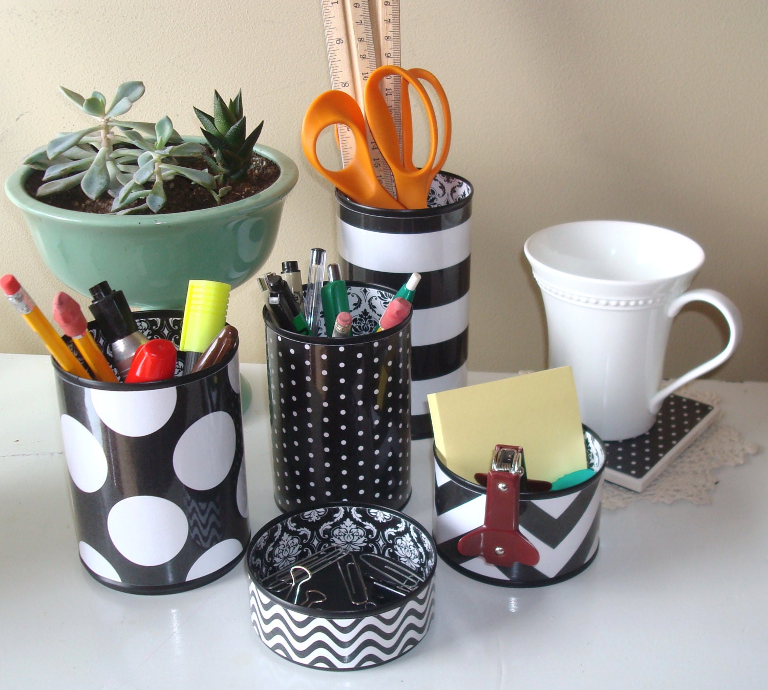 Black and White Geometric and Damask Desk Accessories and