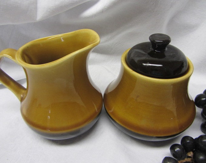 Two Tone Vintage Pottery Cream and Sugar Bowl Retro Design, Crock Sugar Bowl and Creamer, Brown Sugar Bowl and Creamer, Serving Set