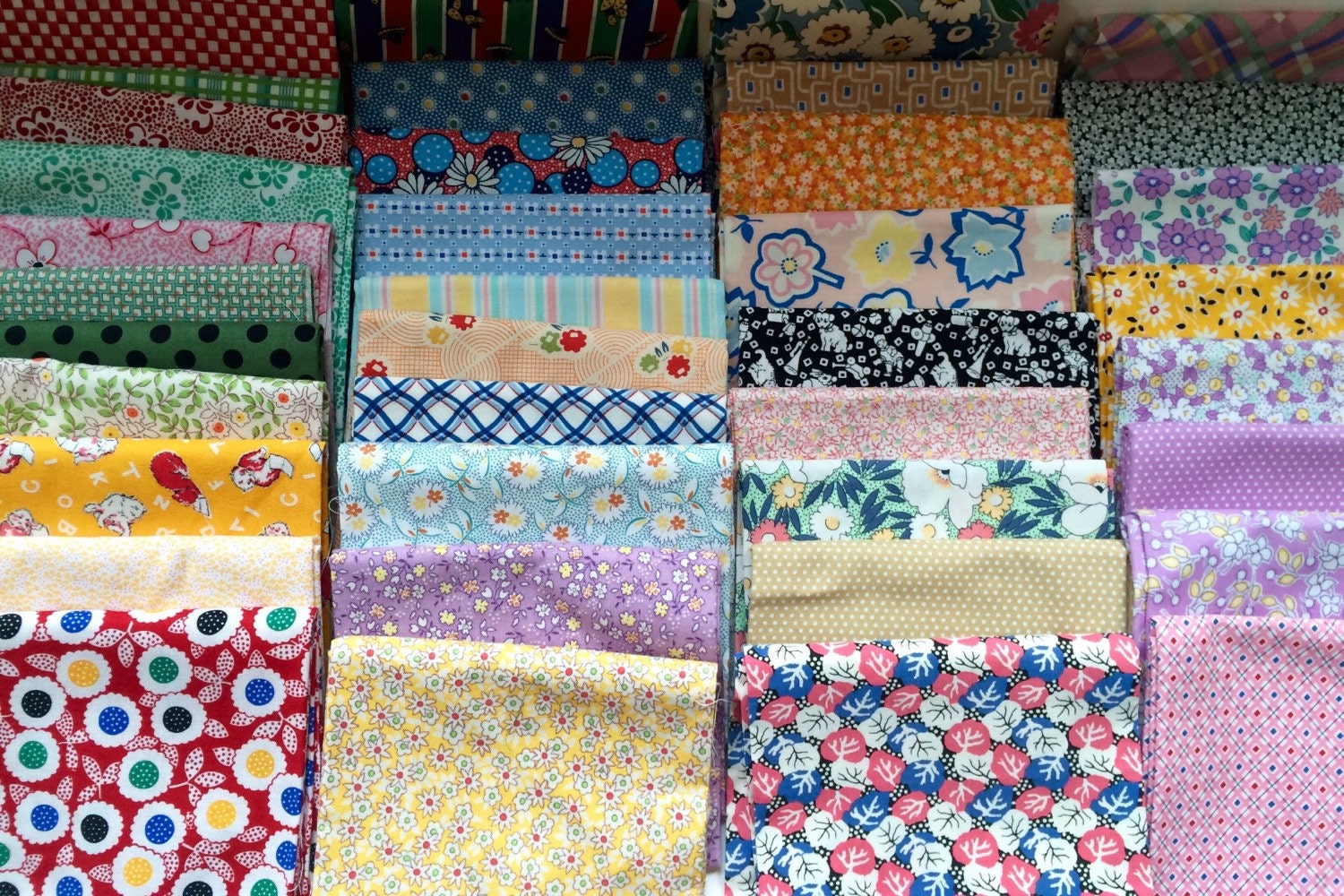 Fat quarter bundle 1930s reproduction fabric stash builder