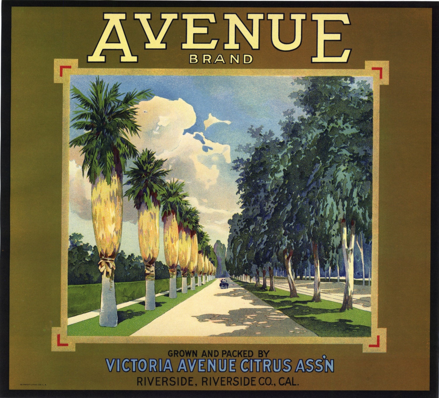 Avenue Orange Crate label Riverside County California Victoria