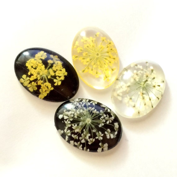 10pcs Handmade 18x25mm Resin Dipped Pressed Dry Flower