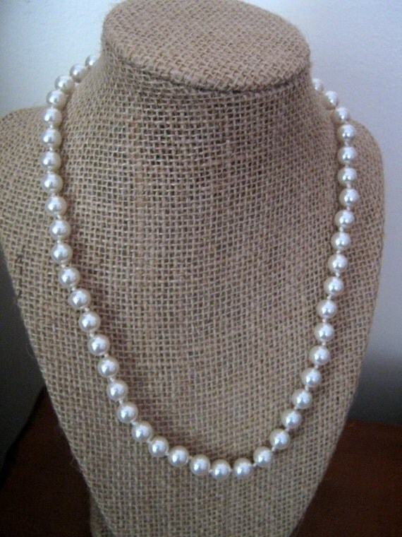 Vintage Faux Pearl Necklace
