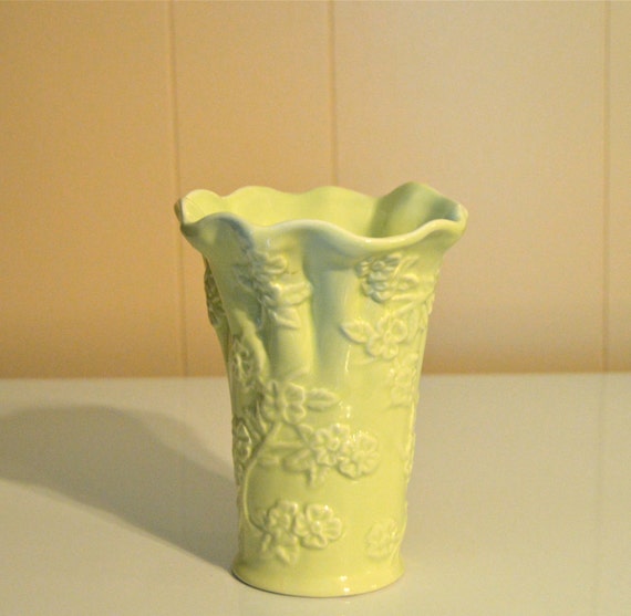 Mint/Lime Green Vase Vintage Planter FTD Vase Raised by WVpickin