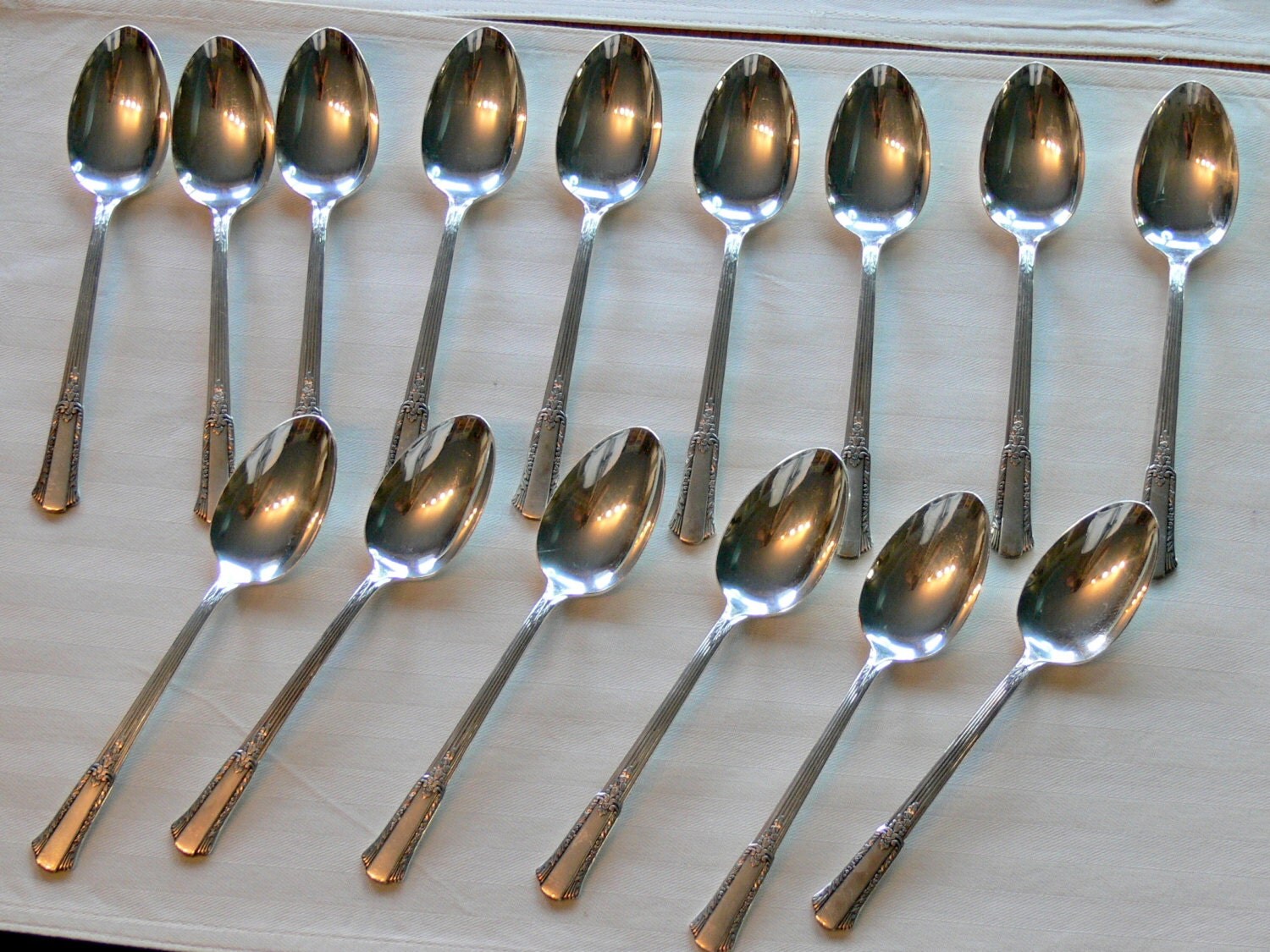 wm rogers silver plated silverware set