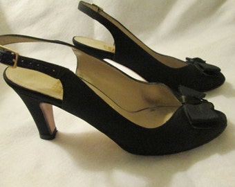 1950's Ladies Black Peep Toe Sling Back 3" PUMPS by FERRAGAMO size 4 1/2