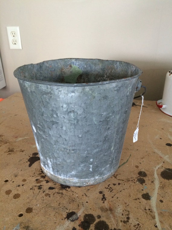 Items Similar To Vintage Galvanized Bucket On Etsy 9752