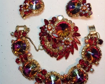 D&E aka Juliana Red Rivoli Demi Parure bracelet, Brooch and Earrings. Item: 15170