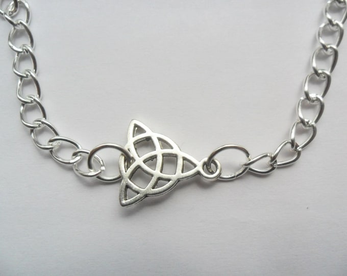Celtic Triquetra bracelet ,silver tone, celtic knot charm bracelet etsyirelandteam