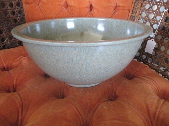 gray mixing bowls