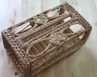 Shabby Chic, Beach Chic, 1960s Vintage Tissue Box cover ,Natural Woven wicker with celtic knot on top