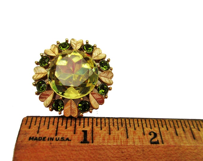 Green rhinestone Brooch Pendant - Signed Avon - Flower Glass - gold Floral leaf pin